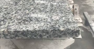 邵阳芝麻白楼梯踏步 芙蓉白