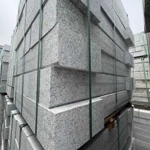 邵阳芝麻白路牙石 马路牙子