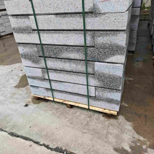 邵阳芙蓉白路牙石，马路牙子