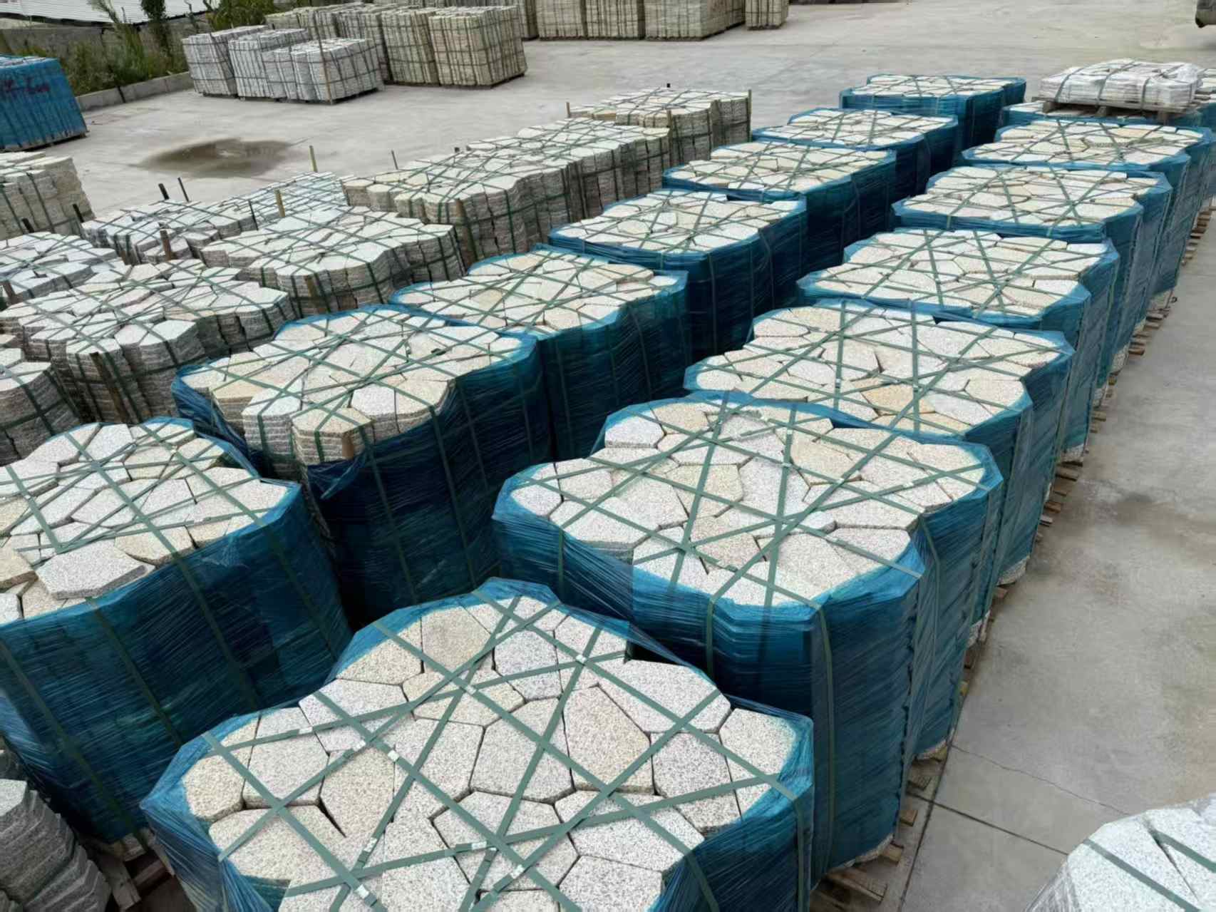 邵阳黄金麻冰裂纹 碎拼