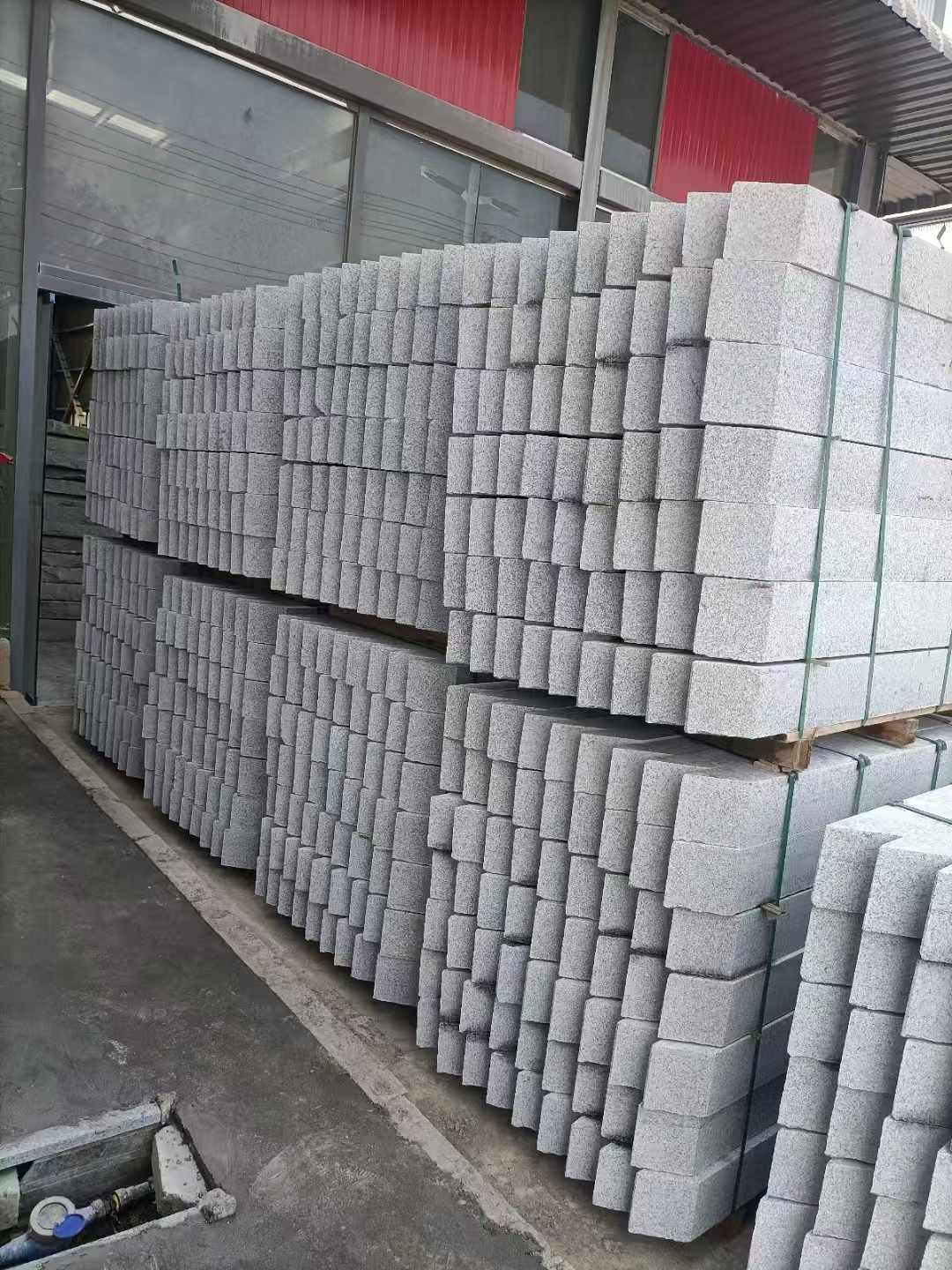 邵阳芝麻白树围石 树池